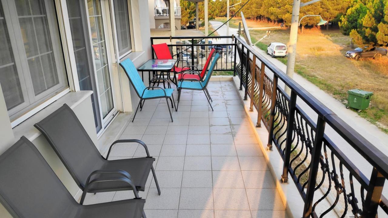 Ourania Luxury Apartment Keramotí Exterior foto