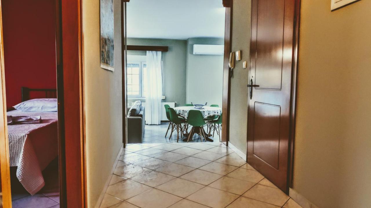 Ourania Luxury Apartment Keramotí Exterior foto